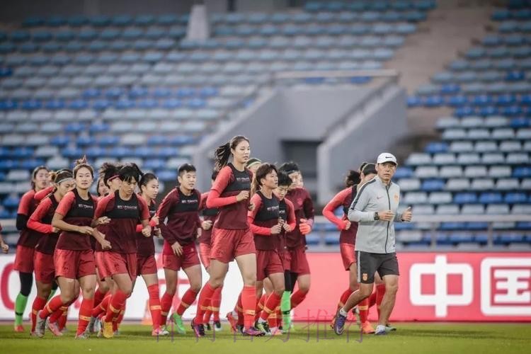 铿锵真本色 | 永川女足四国赛首战葡萄牙 贾秀全：以老带新，希望我们能打出想要的足球